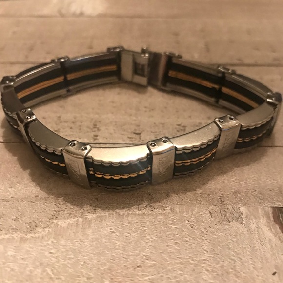 Stainless steel bracelet ✨💛 - Picture 2 of 8